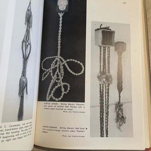 Vintage 1971 Macrame book Created Design in Knots.   Super cool 70s guide - Picture 4 of 9